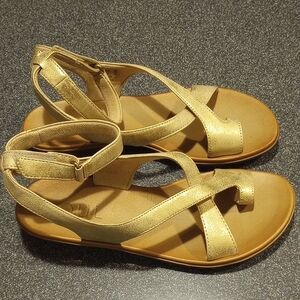 SOUL Naturalizer Metallic Gold Sandals